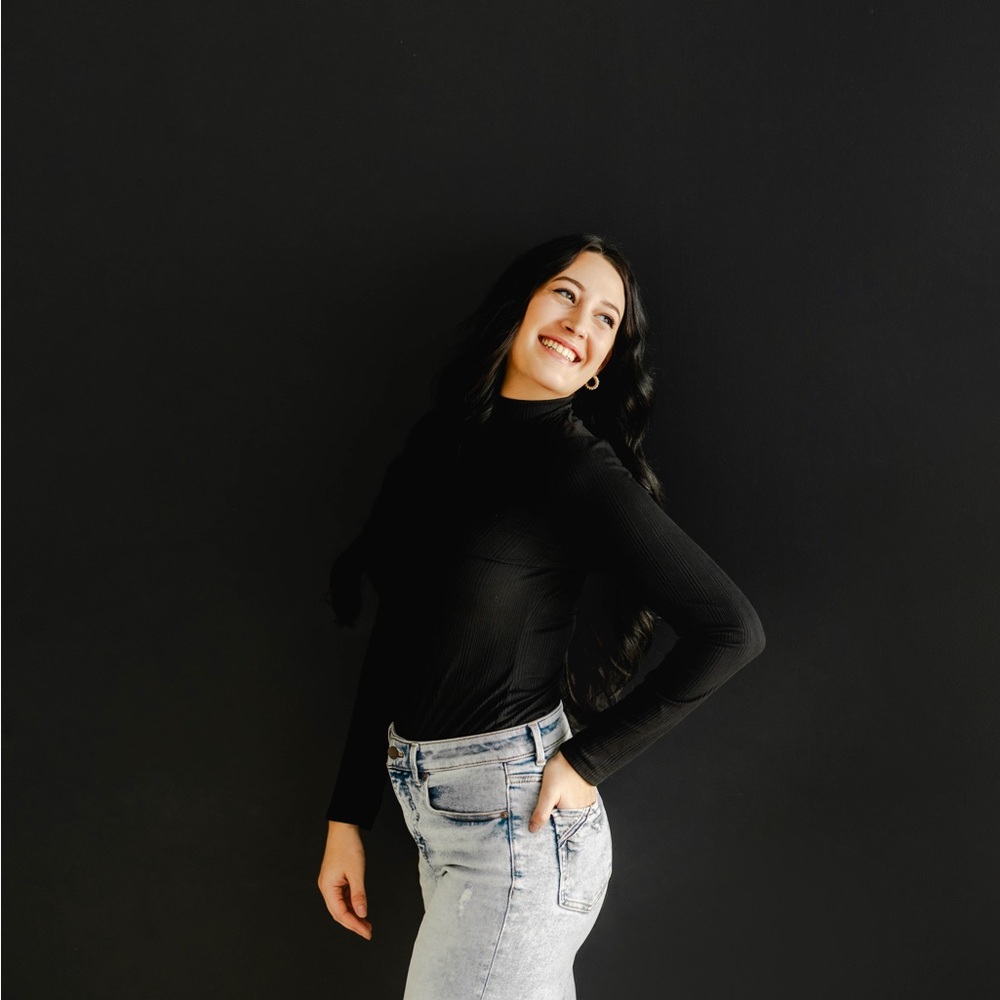 Meet your Posher, Casey